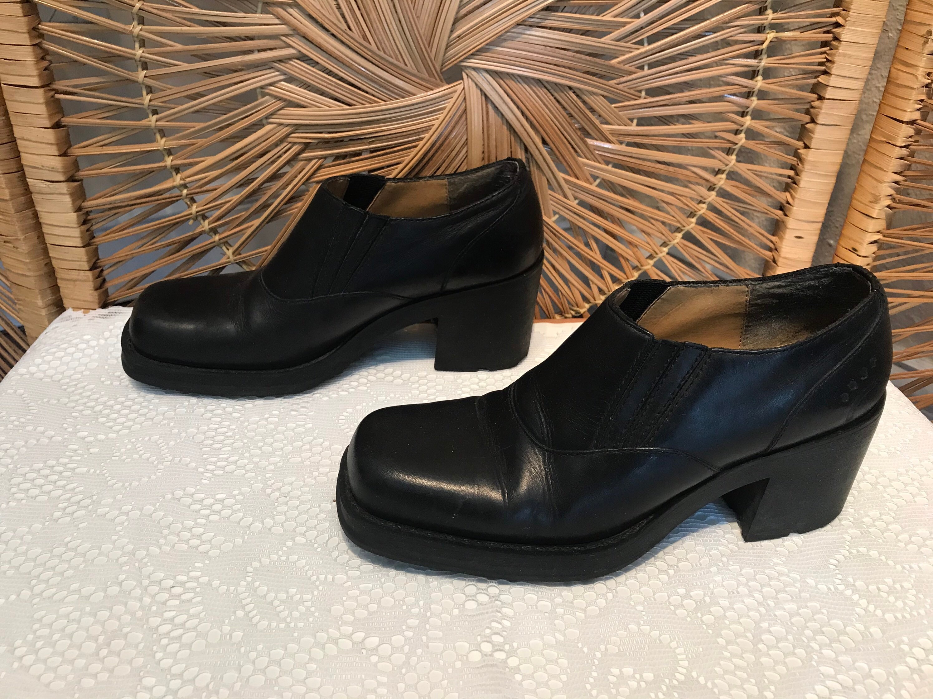 Black Bare Traps Slip Ons Leather Shoes Square Toe Block