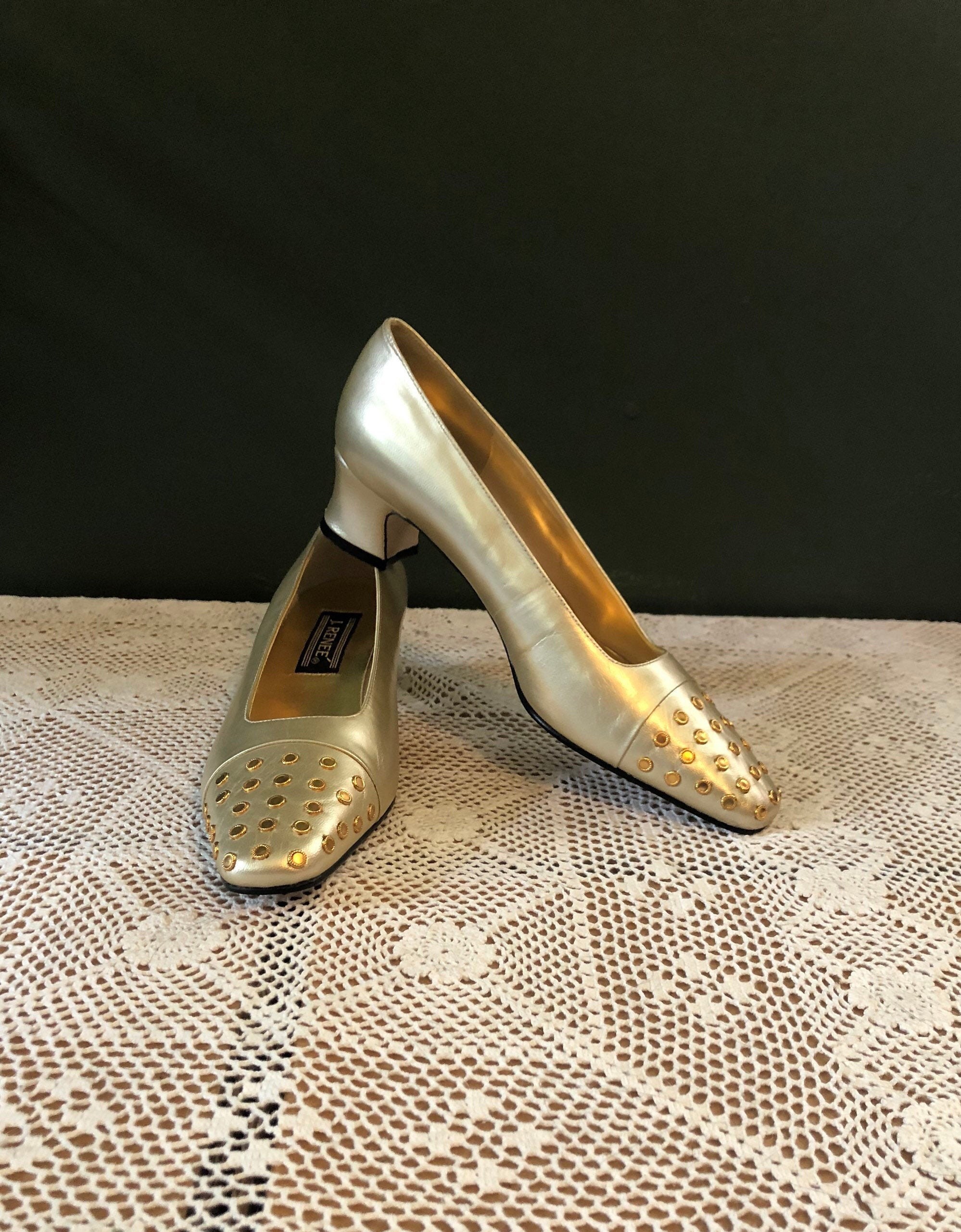 gold pumps sale