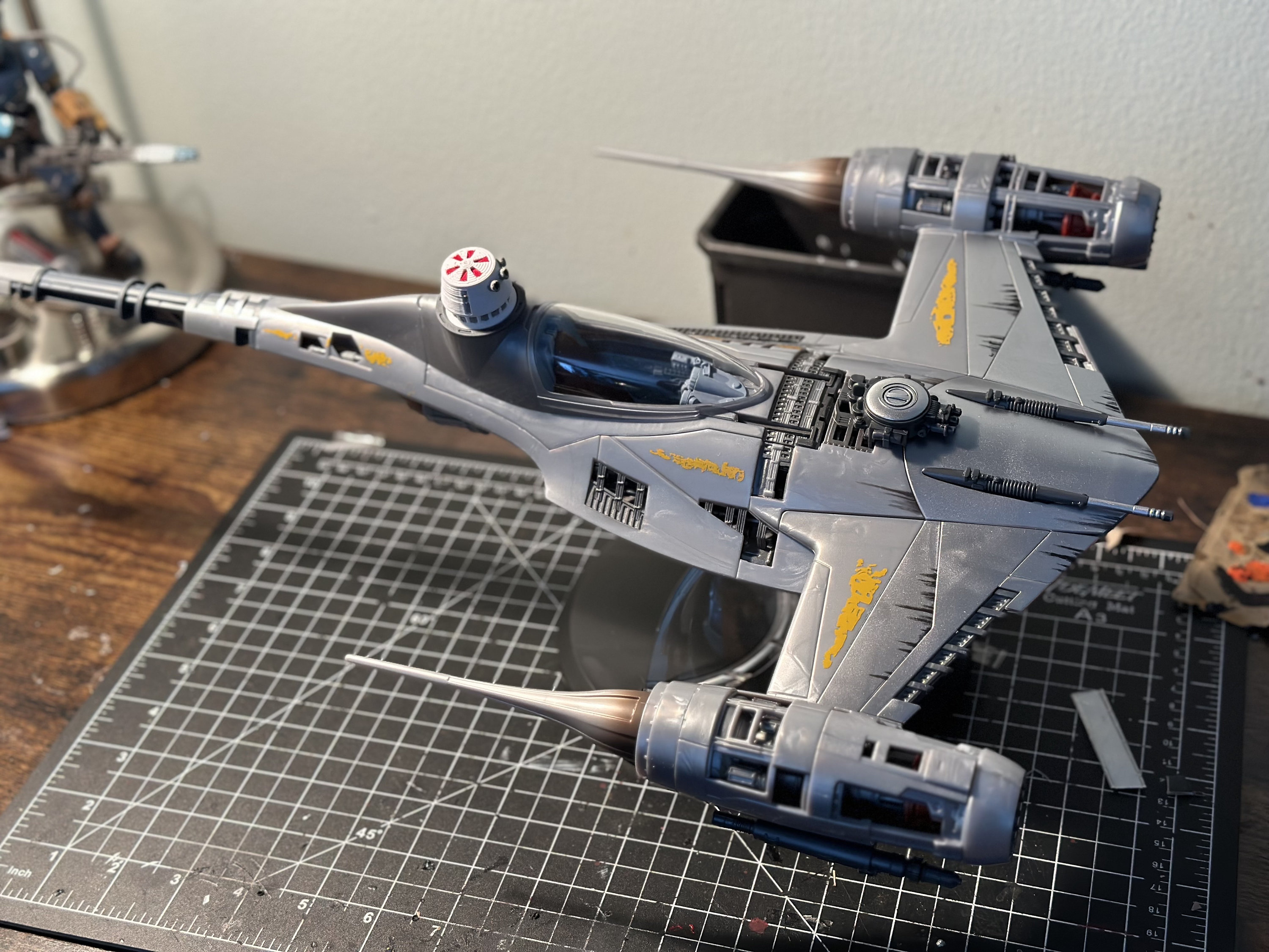 Din Djarin's N-1 Starfighter ( Astromech Drome) - the Mandalorian