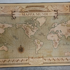 Phantastische Tierwesen Weltkarte Mappa Mundi Stoffkarte