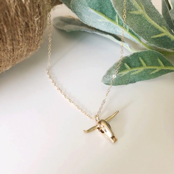 Gold Longhorn Pendant Necklace/Gift For Her/Birthday Gift/Horn Necklace/Valentines Day Gift