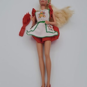 Mattel Holiday Treats Barbie Special Edition Christmas Doll 1997 Vintage