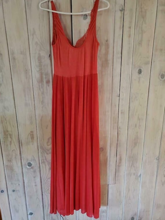 OLGA vintage 1970s nightgown, #92097 Bodysilk Creamy White full sweep night gown dress