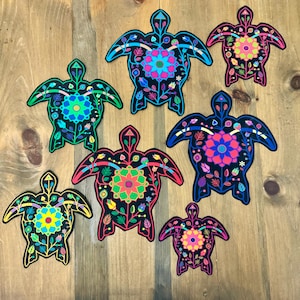 Motif floral et tribal appliqué avec adhésif thermocollant - 3 tailles disponibles - Tortue