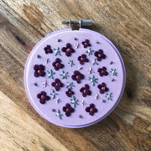 Flowers 4&quot; Embroidered Hoop || embroidery art, embroidery hoop, floral embroidery, embroidery hoop art, hand embroidery
