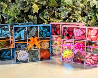 Caja de regalo de dulces personalizada para graduación / Cesta de felicitación para graduados / Regalo para la universidad (GCSE, A Level, Reino Unido) / Exámenes SATS