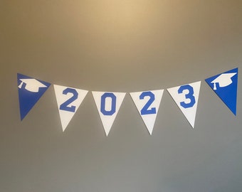 Custom 2026 Graduation Banner: School Colors, Party Decor