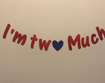 Verjaardagsbanner I'm Two Much: glitter feestdecoratie 2e verjaardag