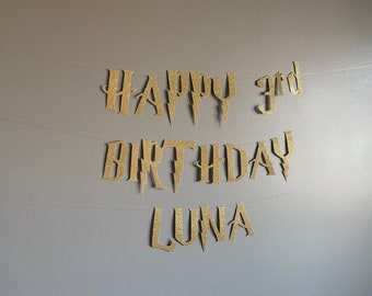 Personalisierter Glitter Zauberer Geburtstagsbanner: Zauberhaftes Party Dekor