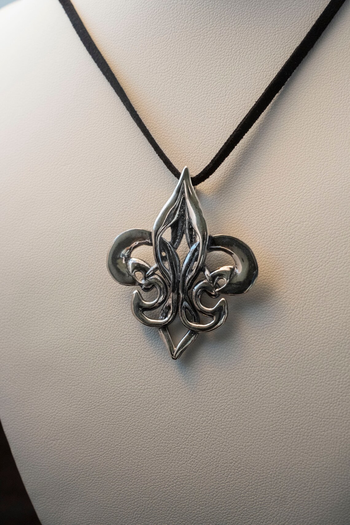 Fleur de Lis Large Celtic Knot Sterling Silver Pendant | Etsy