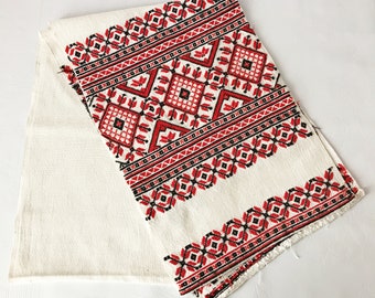 Ukrainian vintage embroidered by hand towel 1970s - Ukrainian Rushnyk - kitchen towel - Ukraine sellers