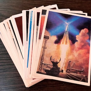 Cartes postales spatiales soviétiques - cosmos soviétique - programme spatial soviétique - astronautes futuristes cosmonautes