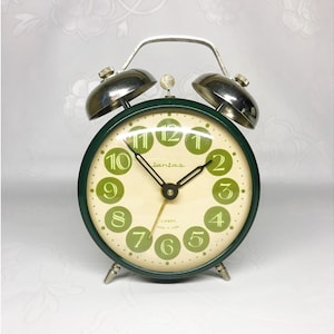 Vintage Yantar Alarm Clock: USSR Mechanical Wind-Up Clock