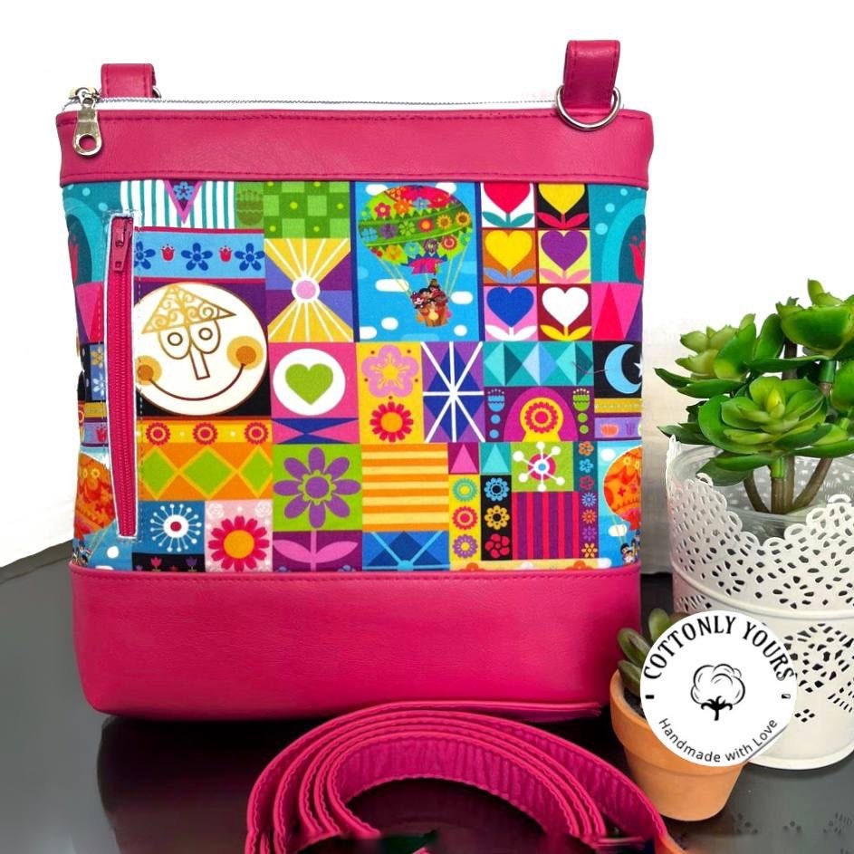 Small World - Bright - Crossbody Bag
