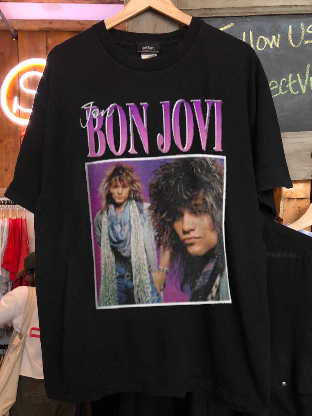 Discover Jon Bon Jovi Classic Music Retro T-Shirt