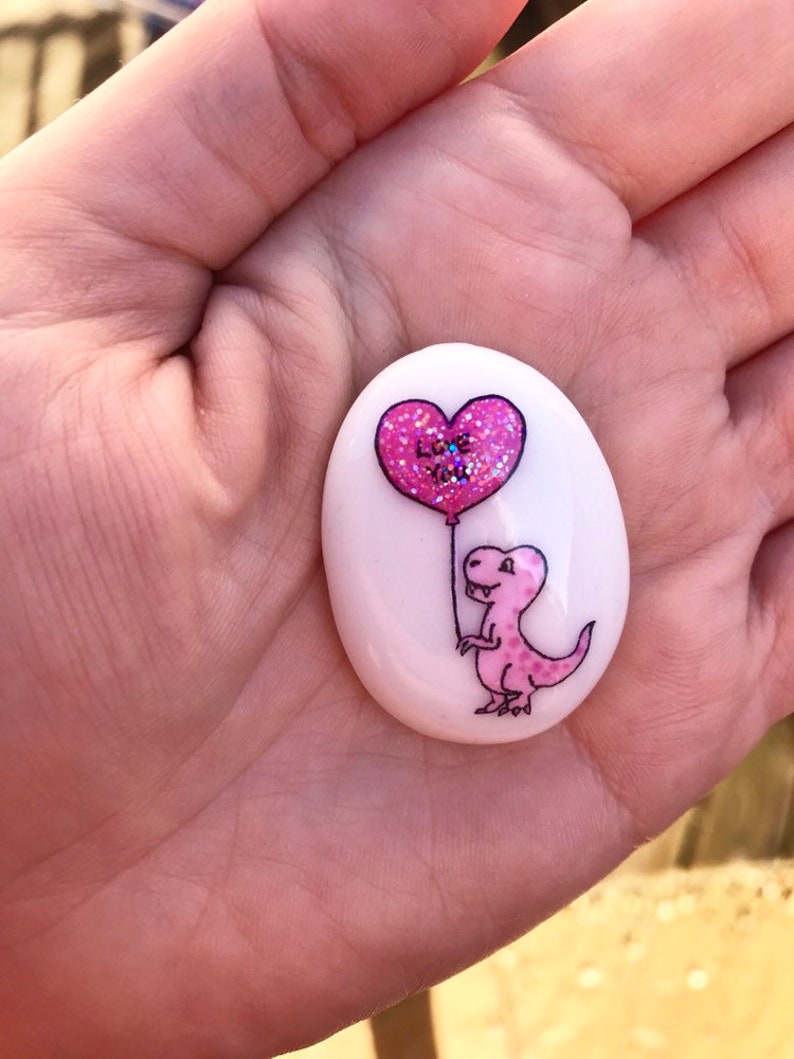 dinosaur with a heart