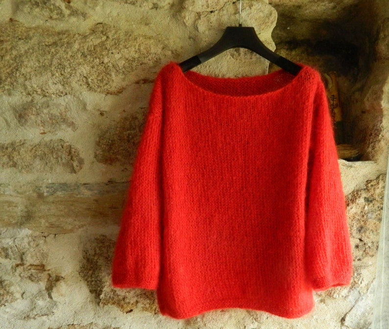 Pull printanier en mohair. Pull tricoté main. Haut pour femme fait main. Pull moelleux super tendance. Cadeau de la Saint-Valentin. Cadeau pour femme image 8