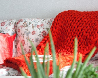 Chunky Wool Red Knit Blanket. Arm Knitted Throw. Oversize Tick Wool Blanket. Bulky Jumbo Blanket. Giant Merino Blanket. Housewarming gift.