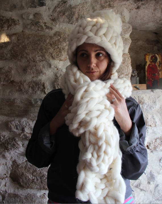 Chunky Knitted Scarf. White Oversize Scarf. Bulky White Scarf. Arm