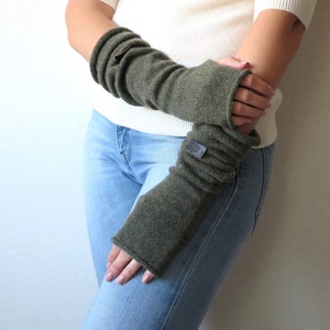 Green Cashmere  Fingerless Gloves, Arm Warmer for Women, Long Wool Knit Gloves, Corset wrist warmer, Fingerless glove type cashmere