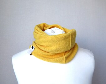 Knitted Unisex Merino Wool and Cashmere Neck Warmer Scarf, Cashmere Loop Scarf, Handknit wool tube cowl neck warmer, Christmas gift idea