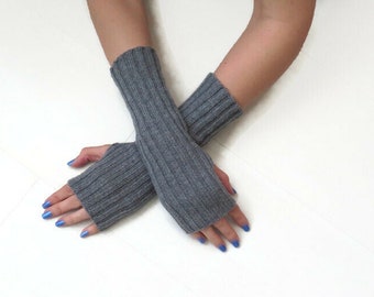 Grey cashmere merino wool wrist warmer, Unisex soft Cashmere fingerless glove no thumbs, knit long fingerless, cashmere half finger mitten