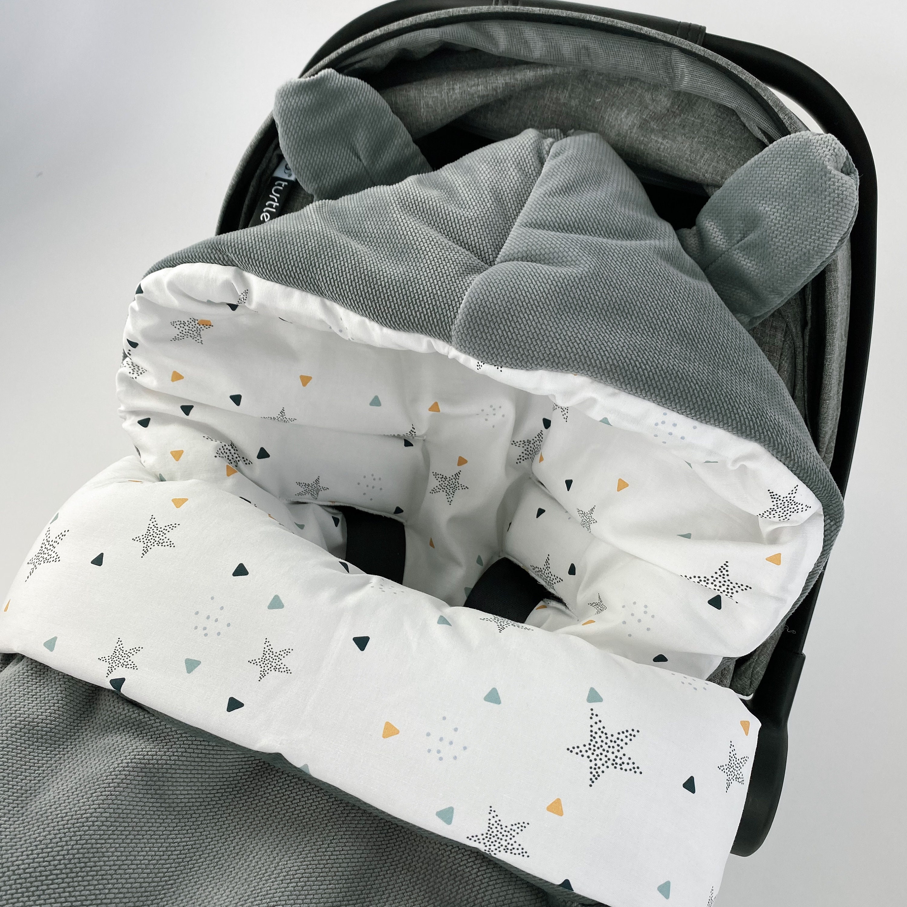 WINTER Fußsack für Babyschale Autositz Schlafsack wattiert Einschlagdecke  grau sterne, Kinderwagen Bett Wiege ganzjährig GOTS - .de