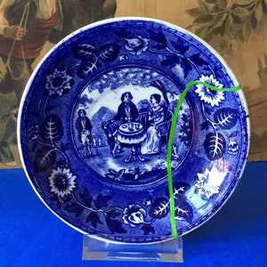 Kintsugi repaired antique saucer, Kintsukuroi, kintsugi with a modern twist, Societe Ceramique Maestricht, flow blue