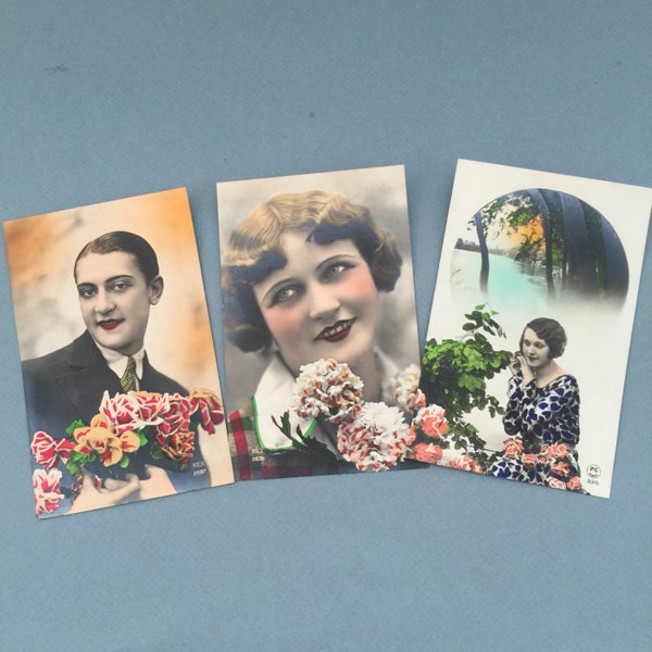 Beautiful French romantic postcard set 1930s