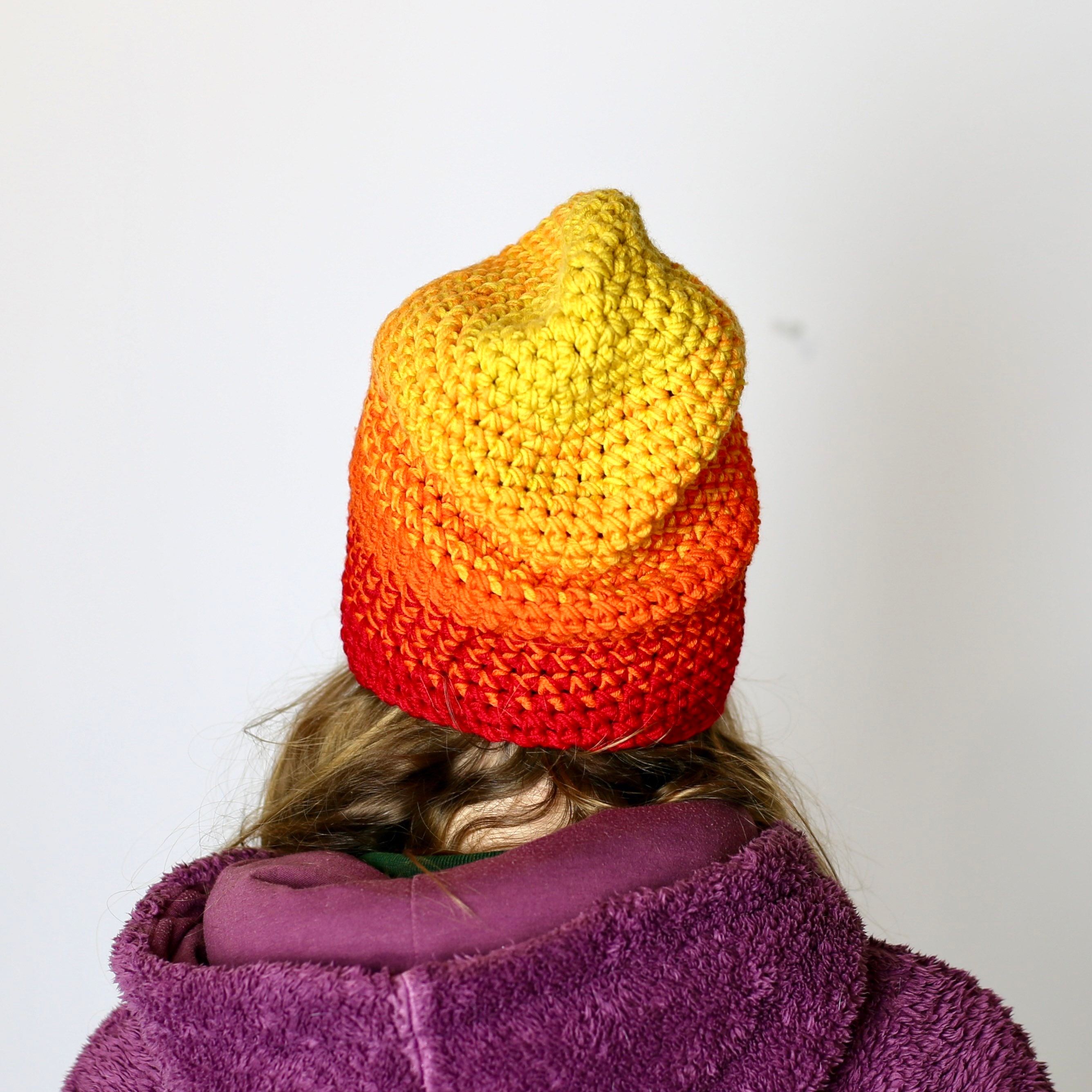 SUABO Science Formulas Beanie - Math & Chemistry Print, Warm Slouchy Knit Hat For Men & Women