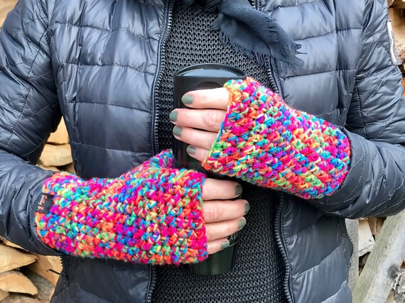 Fingerless gloves colorful, crochet hand warmers for vegan, smartphone gloves, Christmas gifts for girls, hiking clothes, instagramer gift