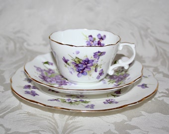 Fine Bone China Free Standard Shipping in the U.S.A. Hammersley Victorian Violets Large 13 inch Platter Made in England
