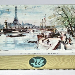 Evocative 1950’S Tour Eiffel La Seine PARISIAN ASSORTMENT BISCUIT Tin