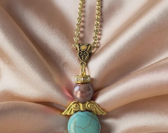 Angel Necklace Turquoise Howlite & Mauve Glass Pearl Bead Gold color Wings Chain