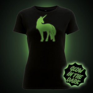 Glühen im dunklen T-Shirt. Unicorn ( Frauen ausgestattet )