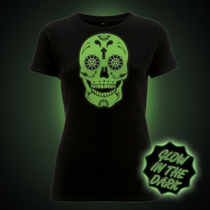 Koszulka świecąca w ciemności. Sugar Skull (damska dopasowana)