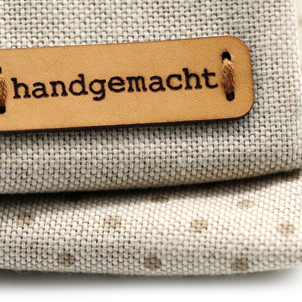 Handmade Leather Labels M "handgemacht" - Exclusive engraved genuine italian leather tags