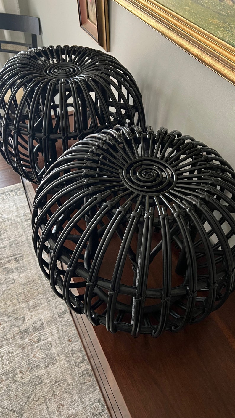 AVAILABLE Franco Albini style wicker ottomans / Poufs image 5
