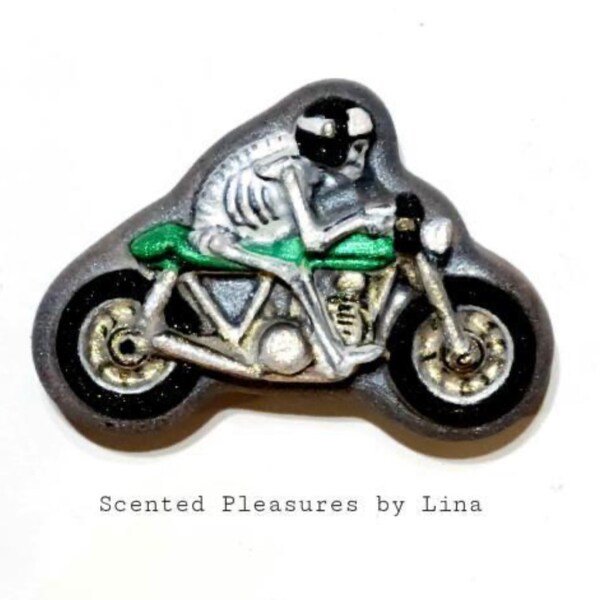 MOLD - Bad to the Bone Roadster Rider Plastic Bath Bomb Mold