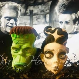 MOLD - Mr. & Mrs. Frank Plastic Bath Bomb Mold Set - CBB - R3B1