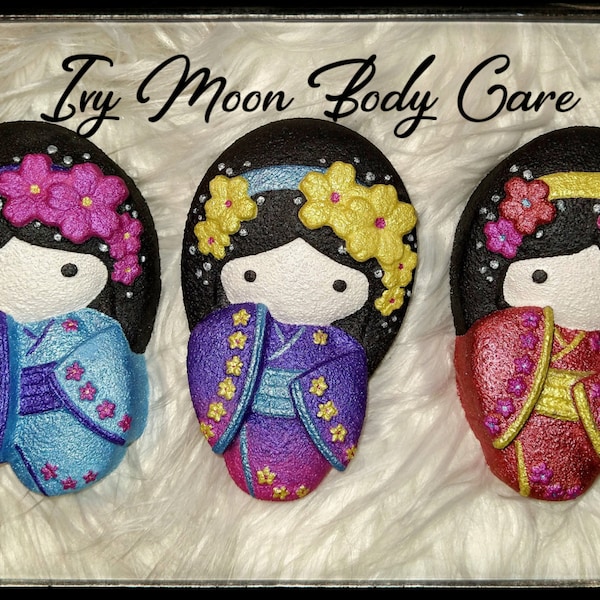 MOLD - Sweet Geisha Girl Plastic Bath Bomb Mold