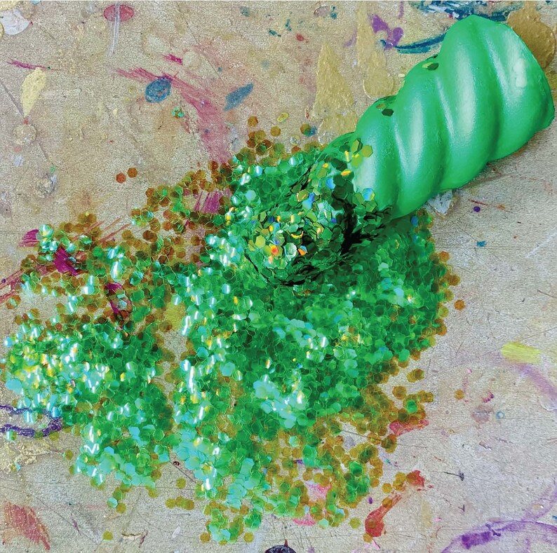 TWEE Dinosaur Teeth Handmade Sidewalk Chalk ecofriendly, Nontoxic