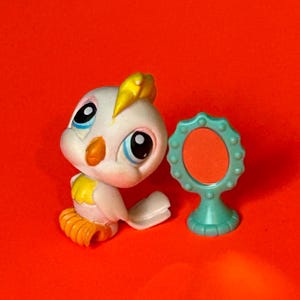 Littlest Pet Shop #059 Bird Figurine  LPS Figures and Accessories