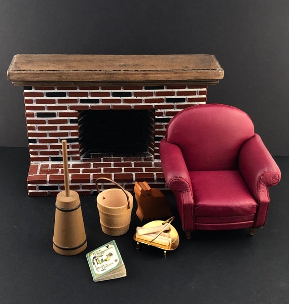 miniature dollhouse clubs near me