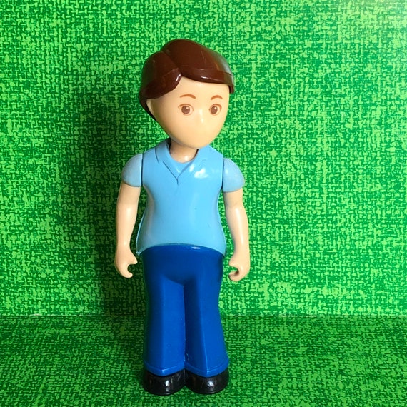 little tikes dolls house figures