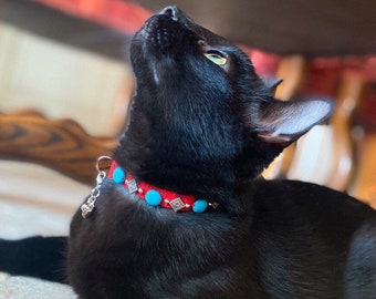 Turquoise Cat Collar, Stylish Beaded Fancy Cat Collar Emergency Release Collar, Howlite Precious Stone Bead Collar