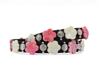 Floral Shell Dog Collar, Cream and Coral Flower Bead Dog Collar