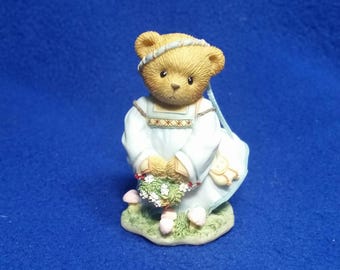 Cherished Teddies Maid Marian Figurine / Enesco 4010995 / Robin Hood Characters / Avon Exclusive /Pre-Owned / No Box