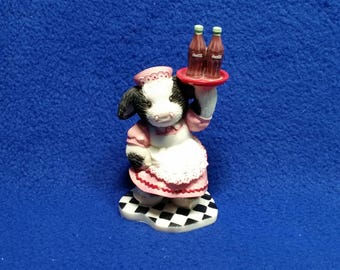Mary's Moo Moos "You're Worth Waiting For" Figurine / Enesco 826995 / Cow Waitress Serving Coke / No Box