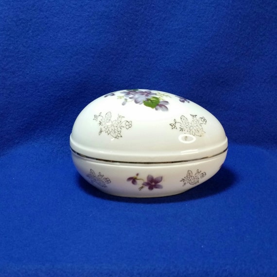 Lefton Egg Shaped Trinket Box / Porcelain Egg Wit… - image 1